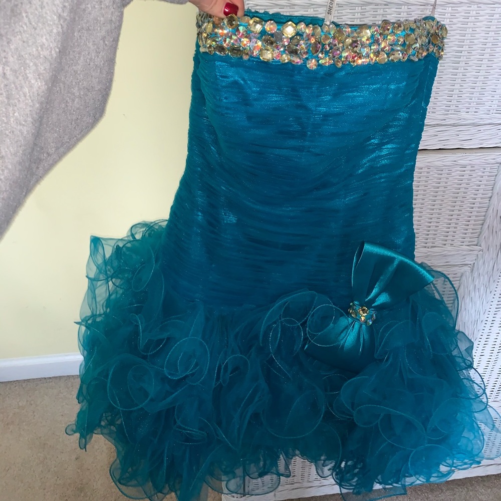 Formal/prom dress blue short